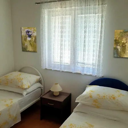 Anari Apartment